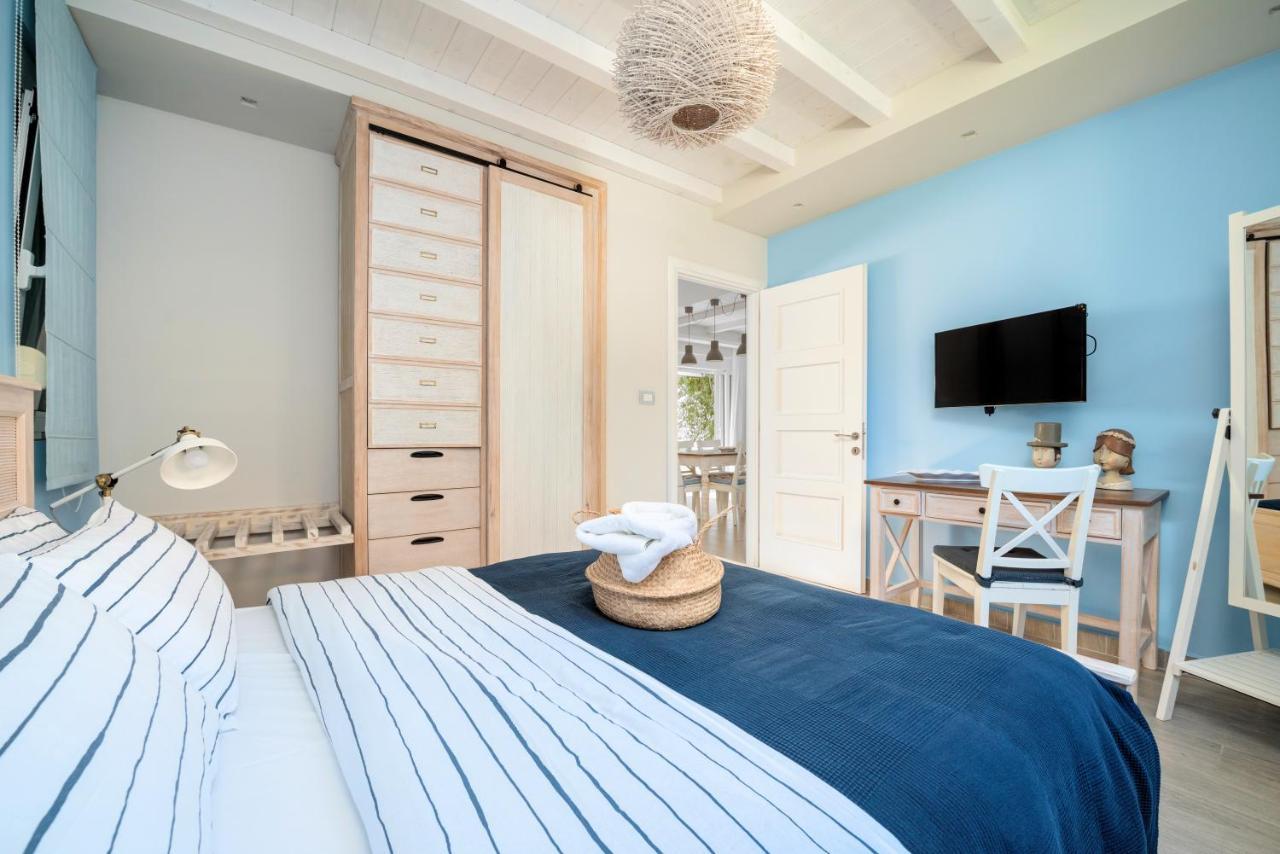 Seabreeze Villa - With Jacuzzi & Heated Pool Mastichari  Exterior photo