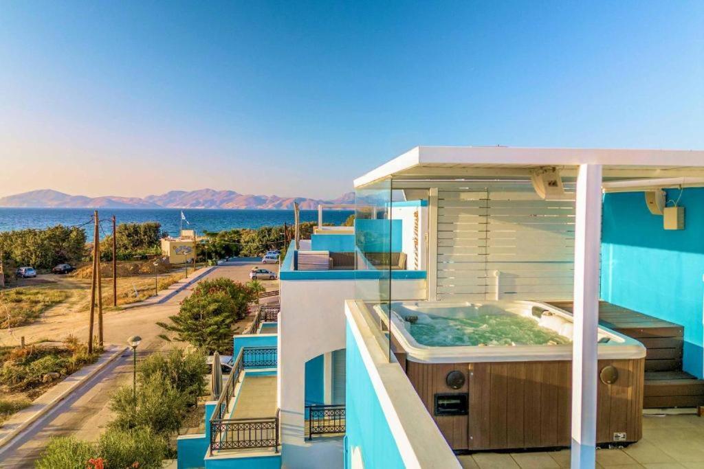 Seabreeze Villa - With Jacuzzi & Heated Pool Mastichari  Exterior photo