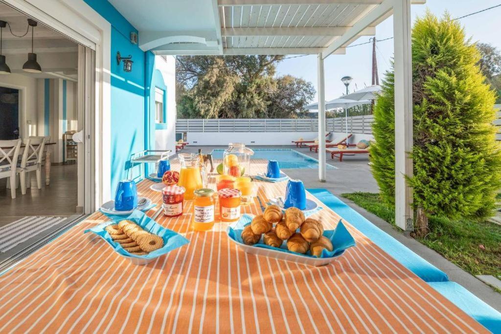 Seabreeze Villa - With Jacuzzi & Heated Pool Mastichari  Exterior photo